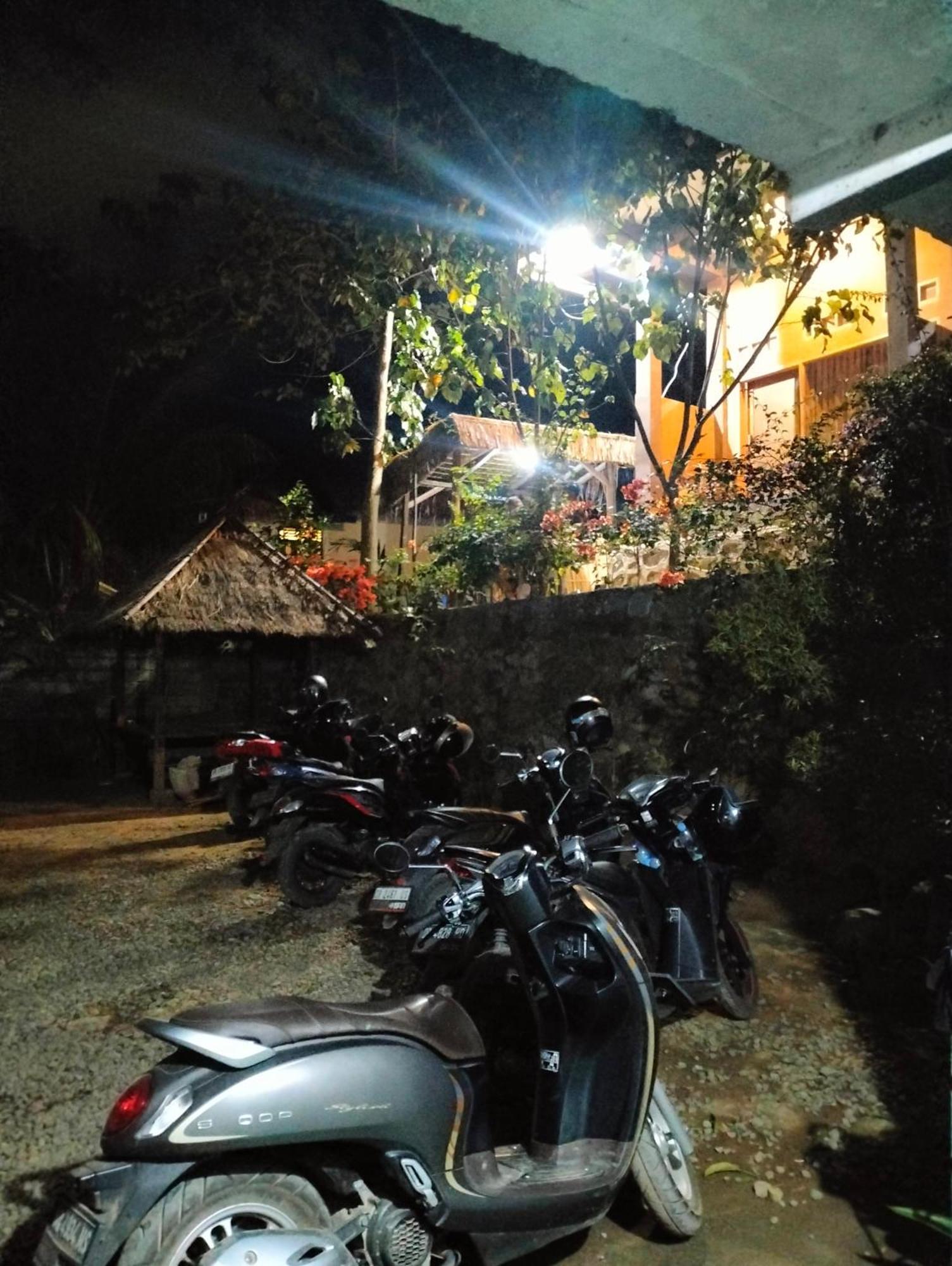 Fullmoon Homestay Kuta  Екстериор снимка