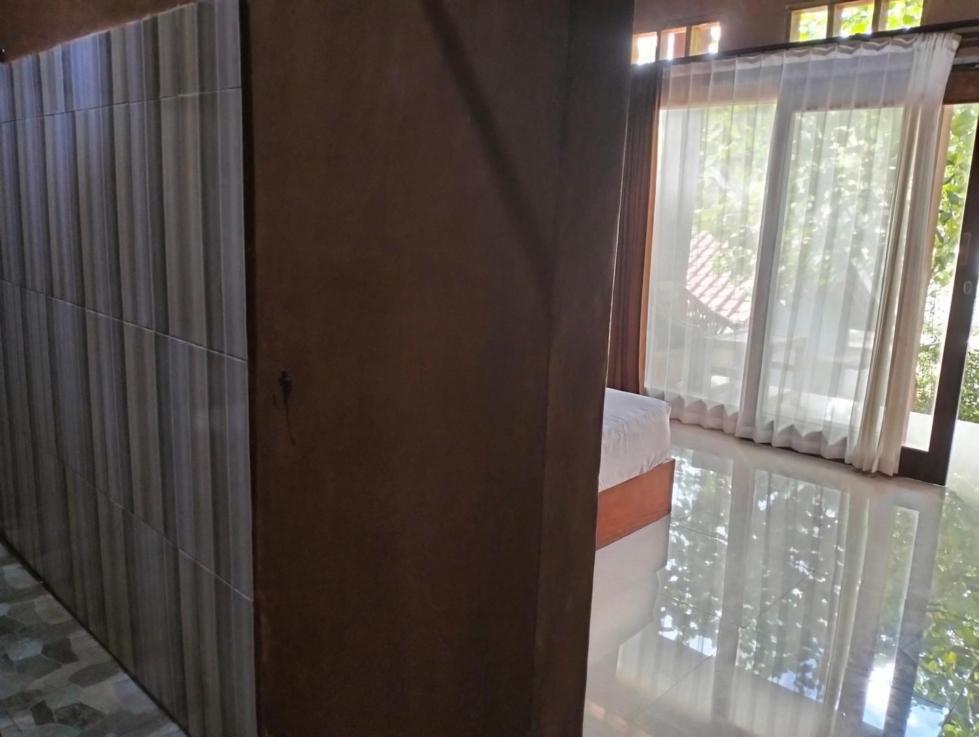 Fullmoon Homestay Kuta  Екстериор снимка
