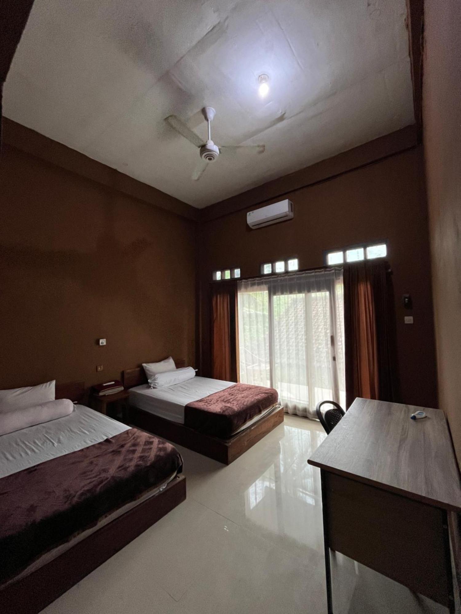 Fullmoon Homestay Kuta  Екстериор снимка